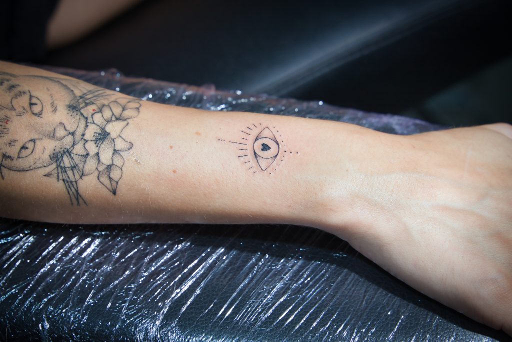 walk-in tattoo shops